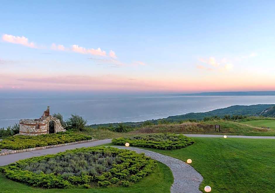 BlackSeaRama Golf & Villas