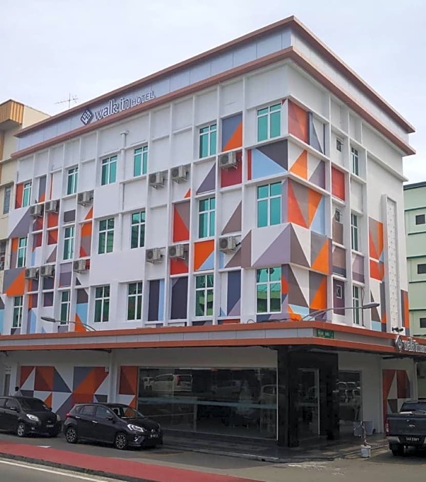 Walk In Hotel
