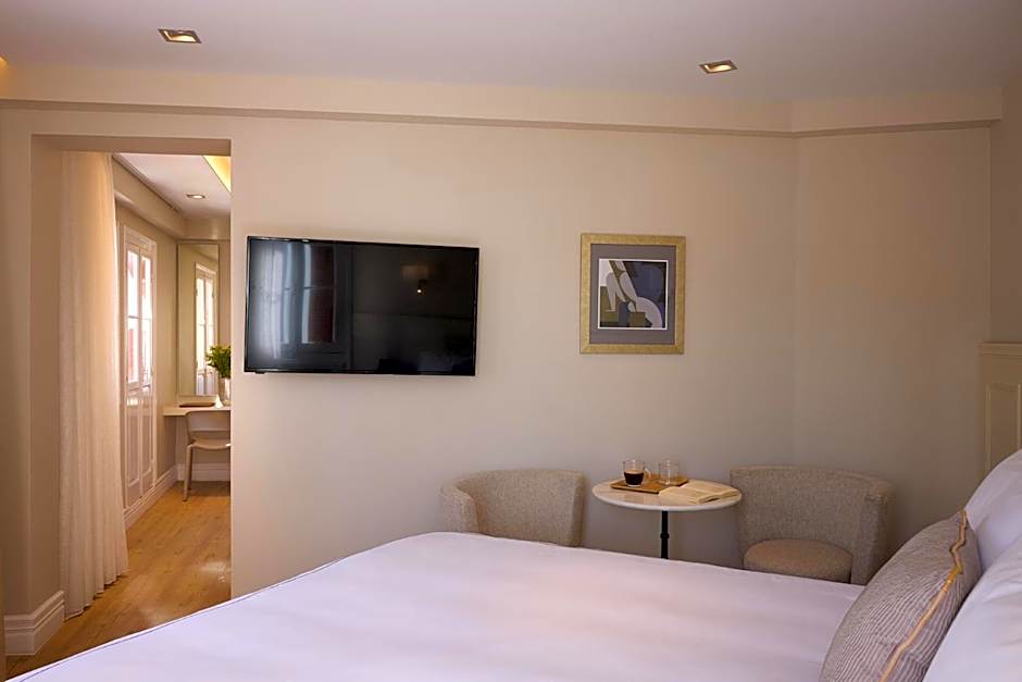 Vrachos Athens Suites