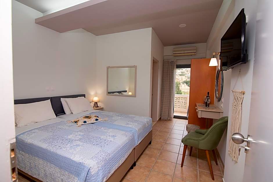 Tsaner Apartment and Rooms