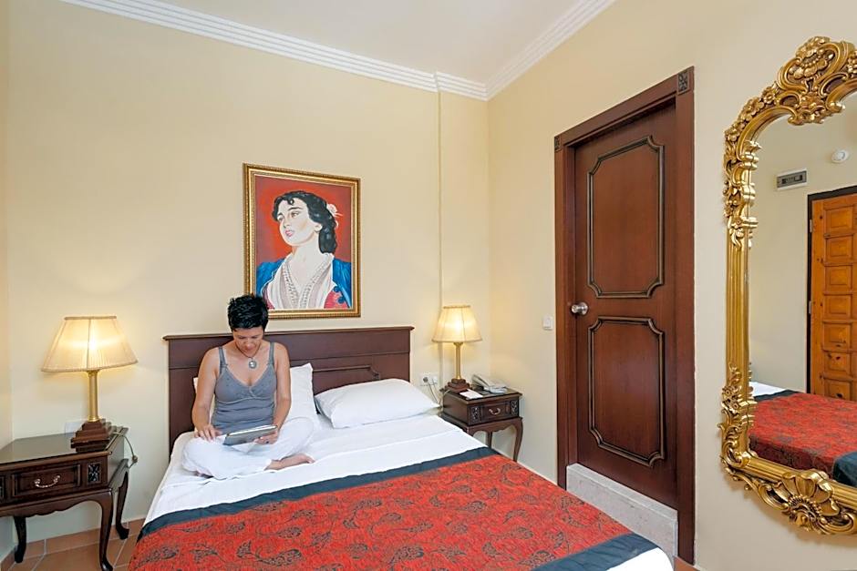 Antique Roman Palace Museum Hotel - Adults Only Ultra All Inclusive