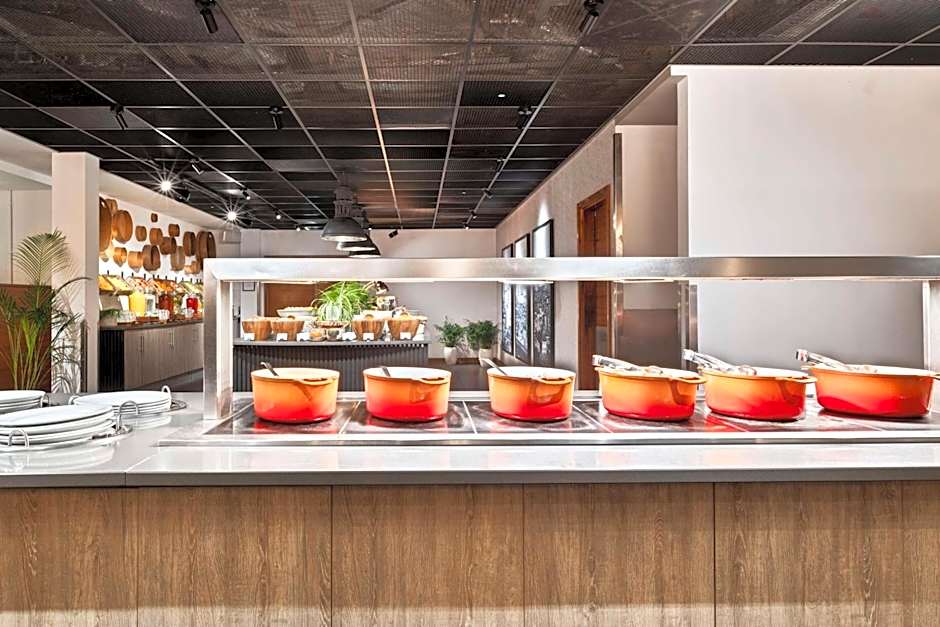 Radisson Red London Heathrow