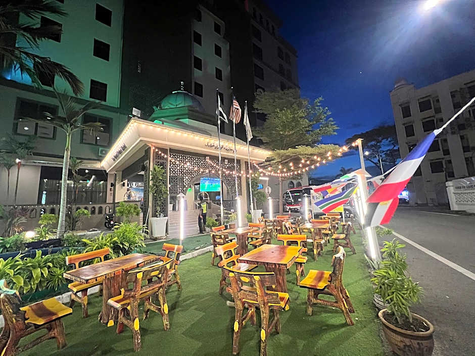 The Grand Puteri Hotel