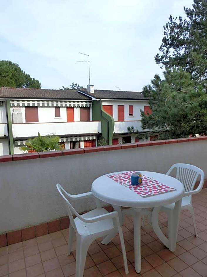 Cozy flat with pools in a holiday village