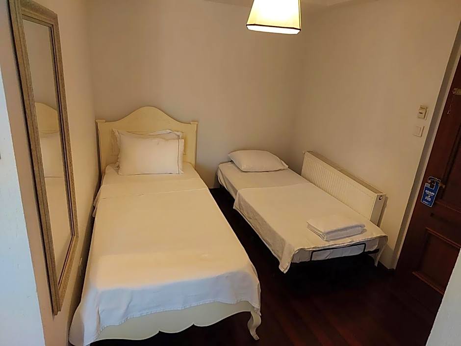 Ferahi Evler Ayvalık