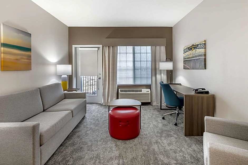 Comfort Suites Redmond Airport