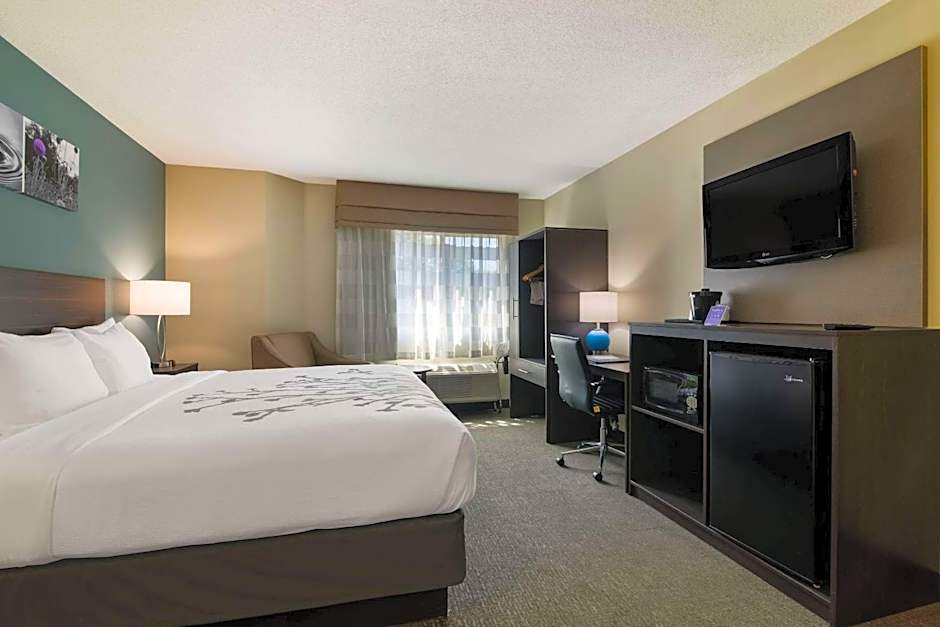 Garner Londonderry Manchester