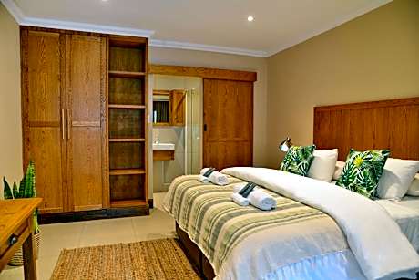 Double Room with Garden View