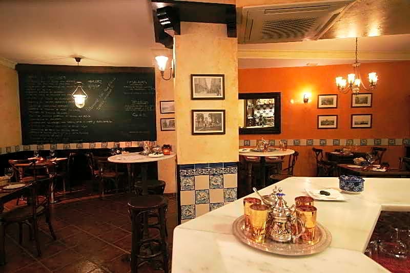 Casa Palacio de Los Leones