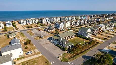 Nags Head Beach Inn by KEES Vacations