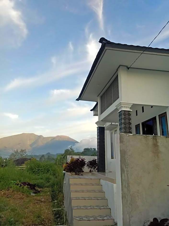 Villa SINGGALANG Syariah