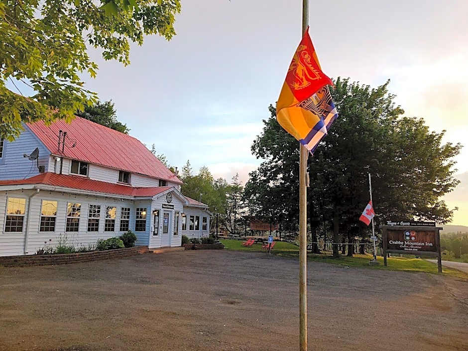 Crabbe Mountain Inn