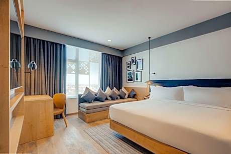 KING ONE BEDROOM SUITE