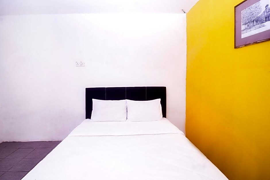 SPOT ON 89886 Backpacker's Stay Services