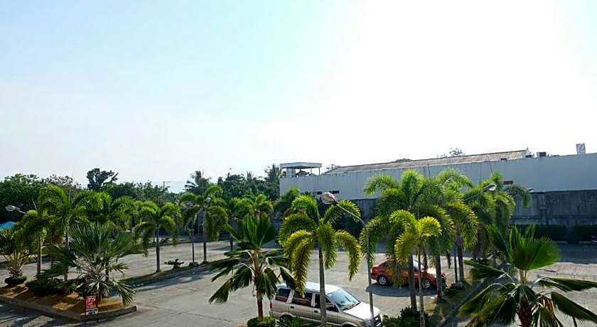 Dotties Place Hotel and Restaurant