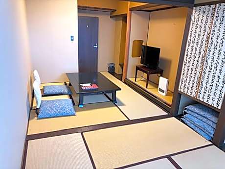 Economy Twin Room