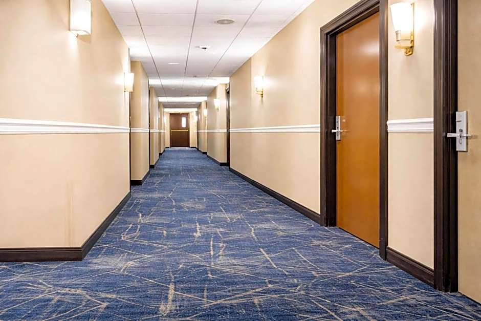 Comfort Inn & Suites Meriden East