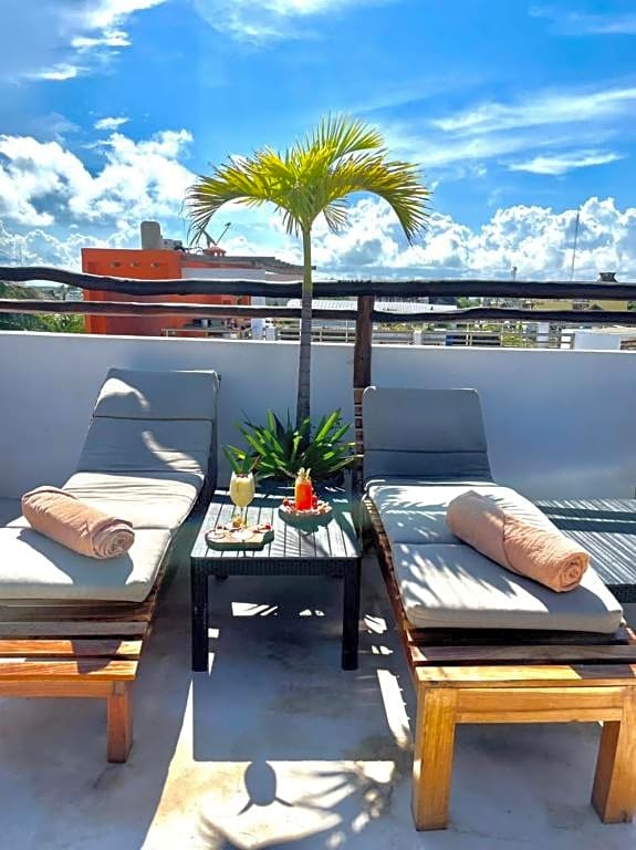 HOTEL MITTOZ HOLBOX
