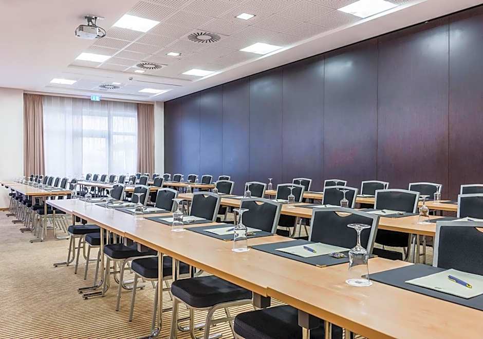 Hotel Regensburg operated by Beepartment
