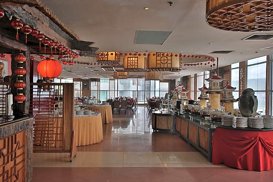 Crown Regency Hotel & Towers