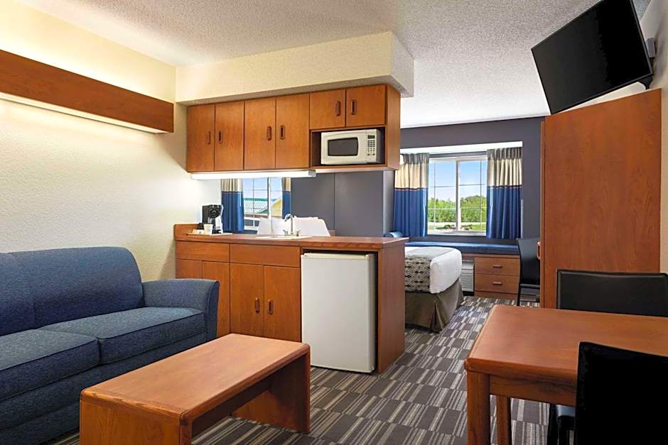 Microtel Inn & Suites by Wyndham Inver Grove Heights/Minne