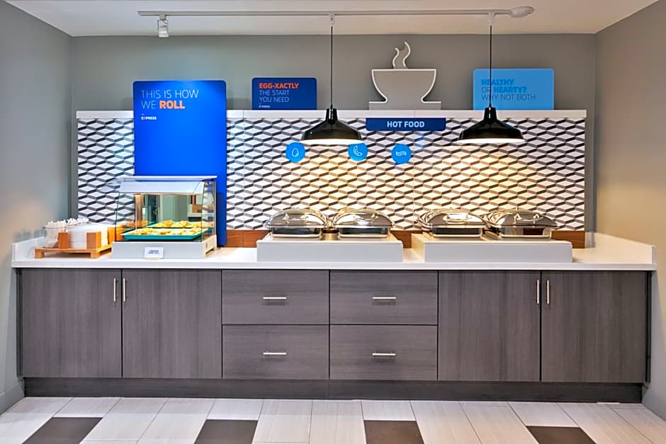 Holiday Inn Express Hotel & Suites Dothan North By IHG