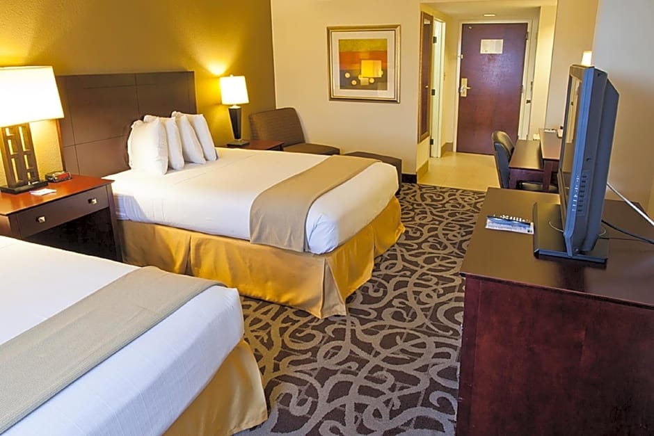 Holiday Inn Express Murfreesboro Central