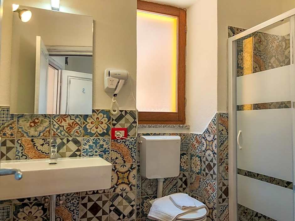 panoramic ROOMS Fora e ' Muros with sea view common terrace , Ammentos Posada