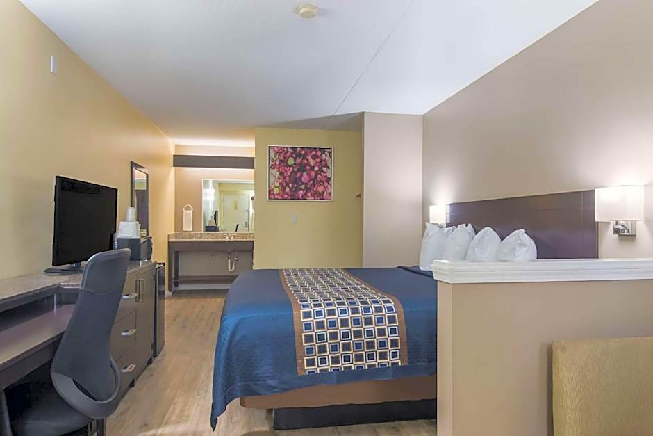Rodeway Inn & Suites Monroeville-Pittsburgh