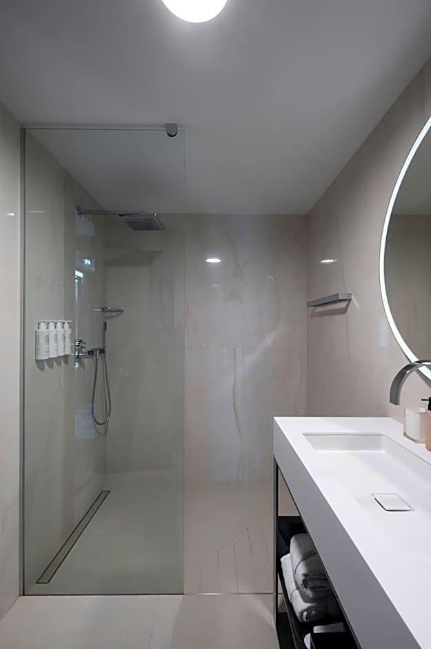 Amsterdam Plaza Hotel & SPA