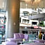 Mayflower Grande Hotel