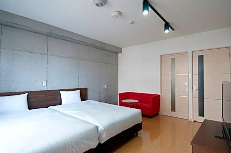 Deluxe Twin Room - Main Building - Non-Smoking