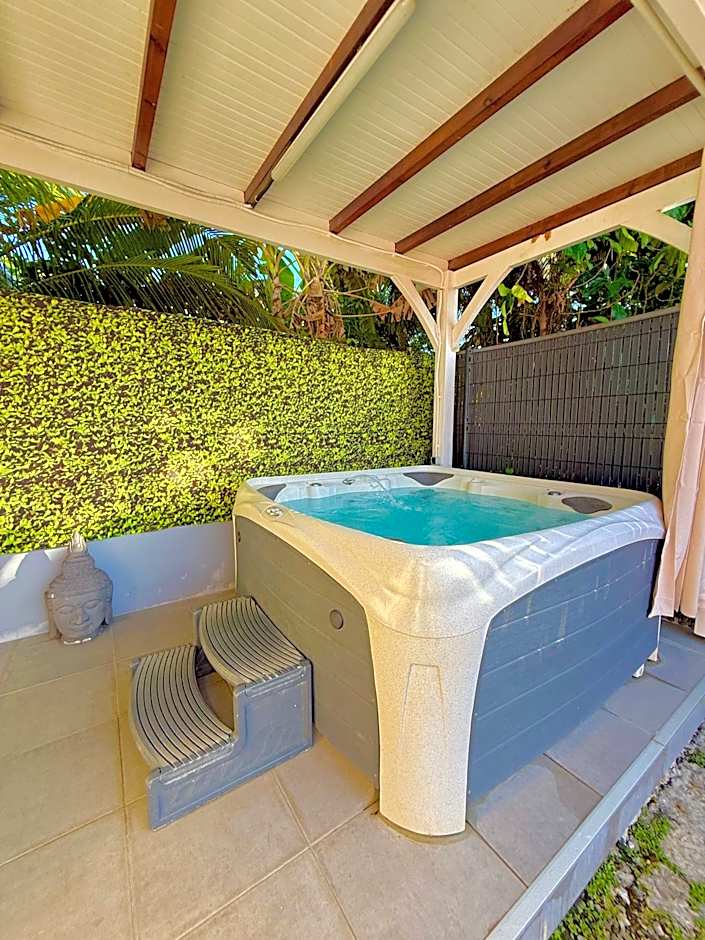 Villa SAADA cosy avec piscine, jacuzzi et sauna