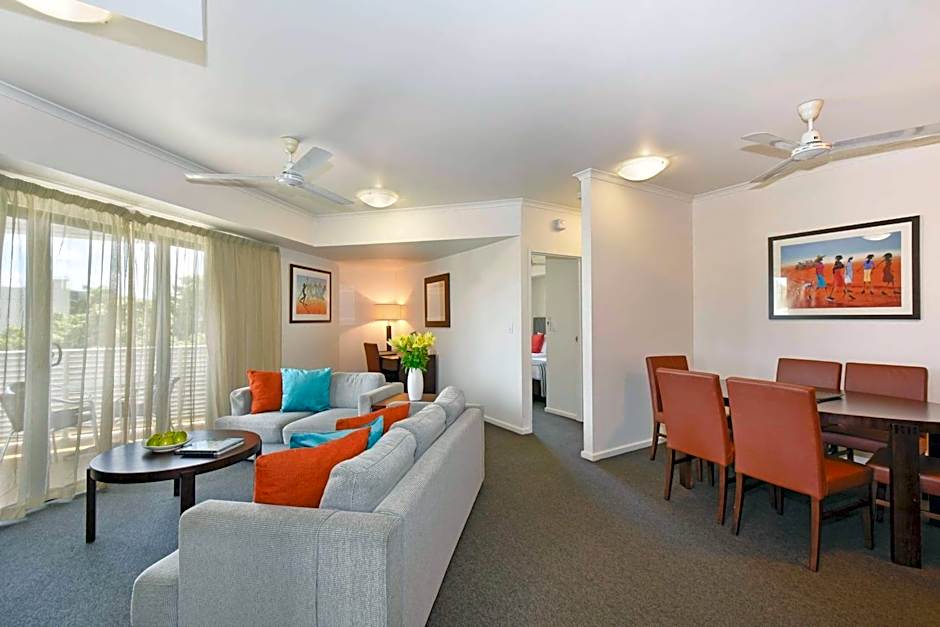 Metro Advance Apartments & Hotel