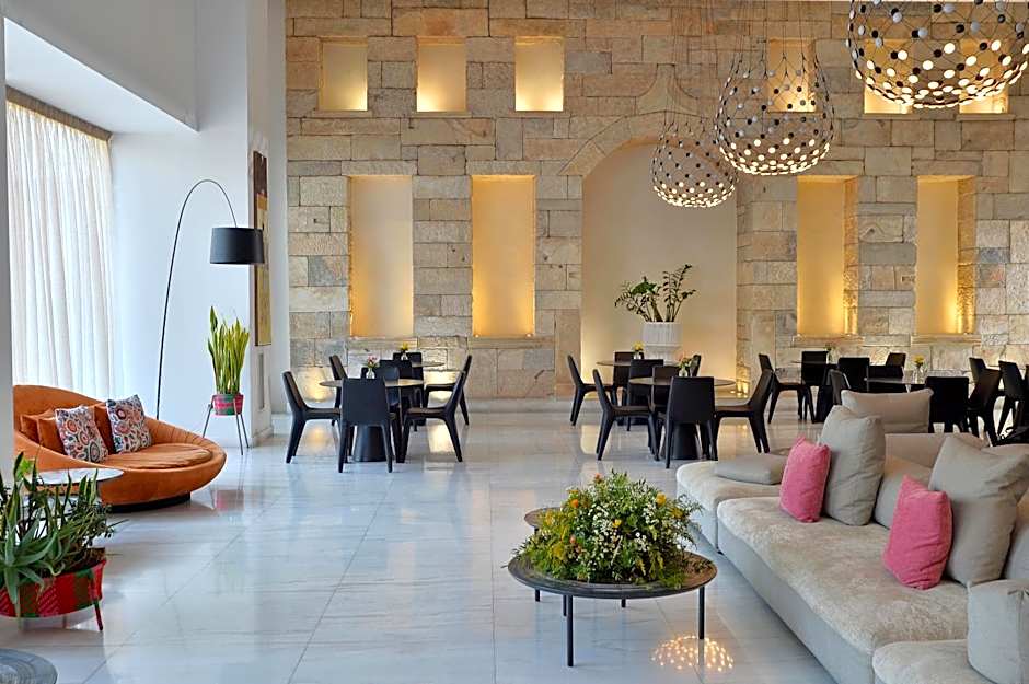 Athenaeum Grand Hotel