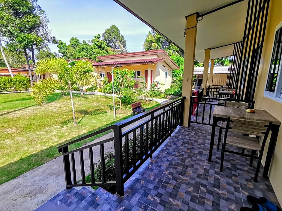 Ser-en-dip-i-ty Resort (SHA Extra Plus)