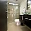 Grupo Kings Suites Chimborazo 567