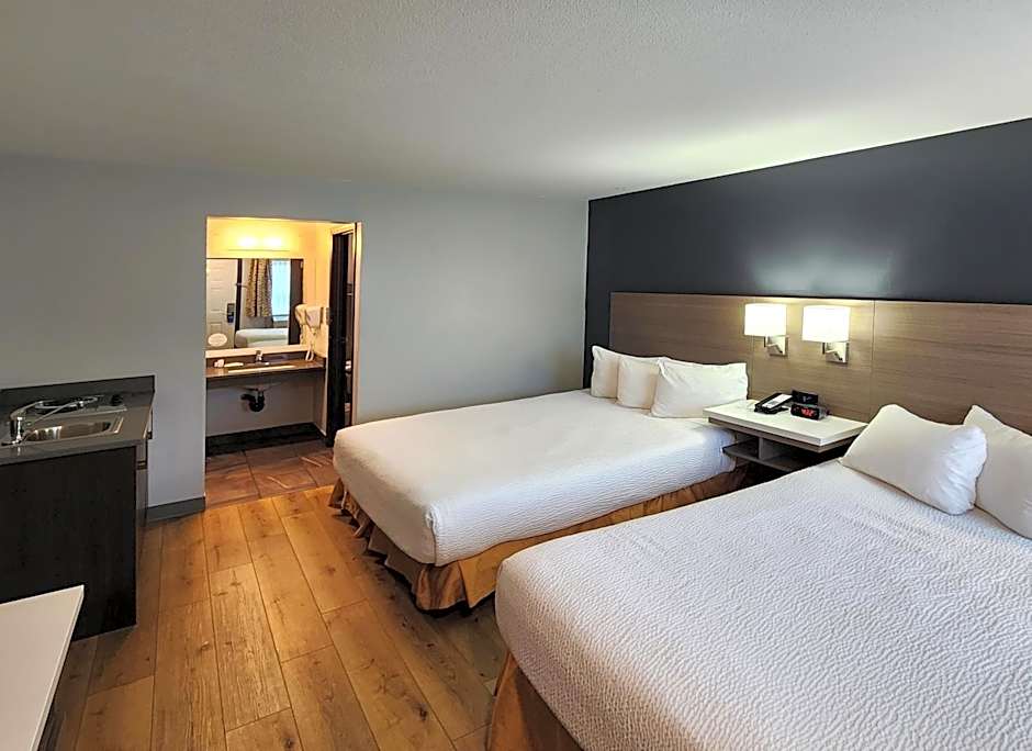 Days Inn by Wyndham Kelowna