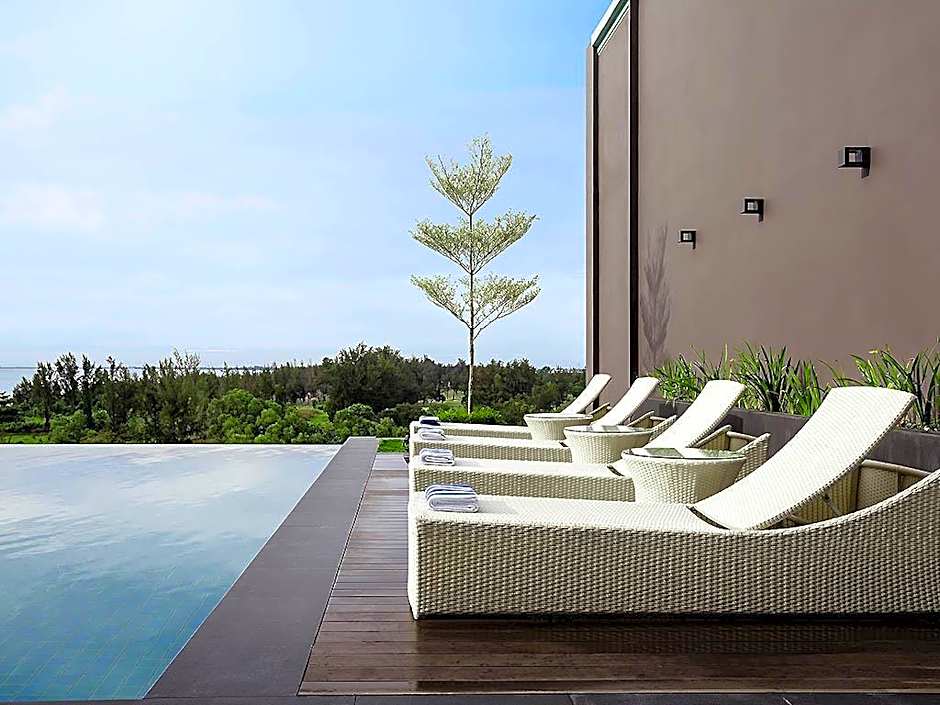 Pullman Miri Waterfront
