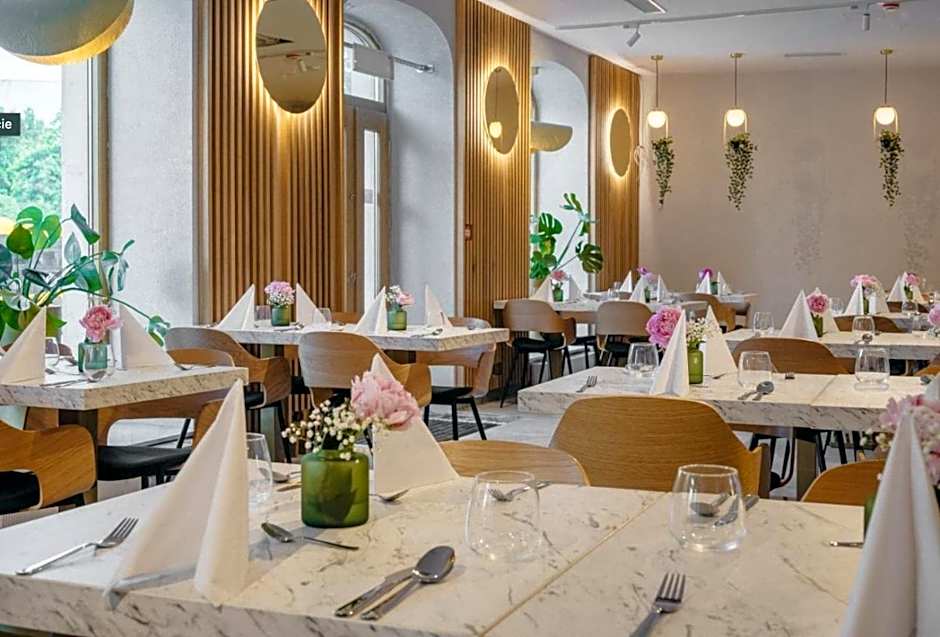 Warsaw Story - LoftAffair Collection