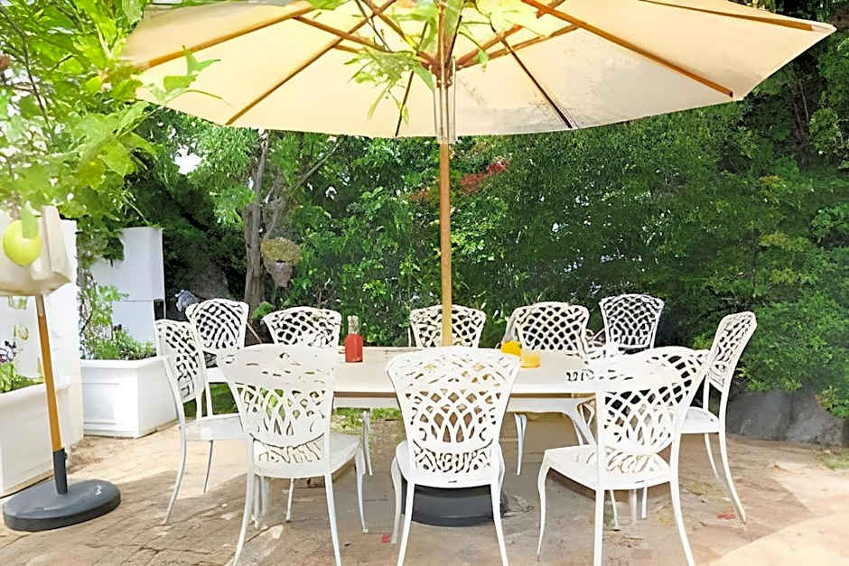 Alba House Guest House