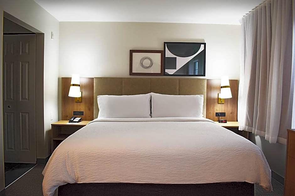 Staybridge Suites Detroit-Novi By IHG