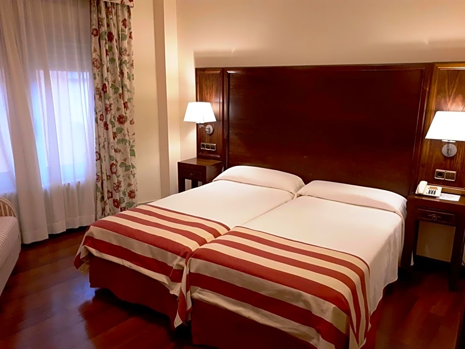 Hotel Urogallo