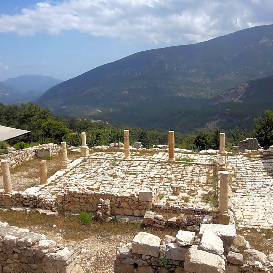 Arikanda River Garden Hotel