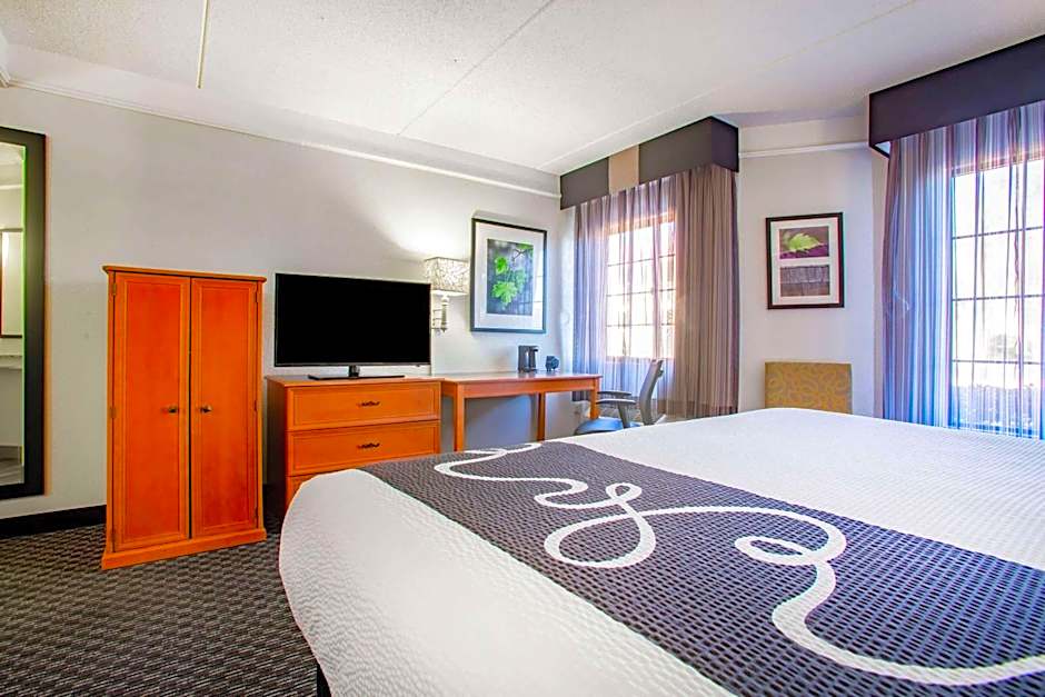 La Quinta Inn & Suites by Wyndham San Marcos