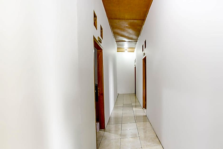 SPOT ON 2584 Hotel Karya Nunggal Asri