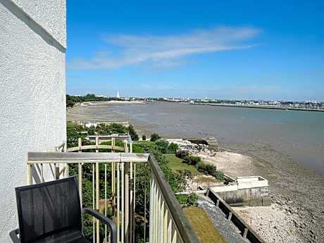 Superior Twin Room with Sea View