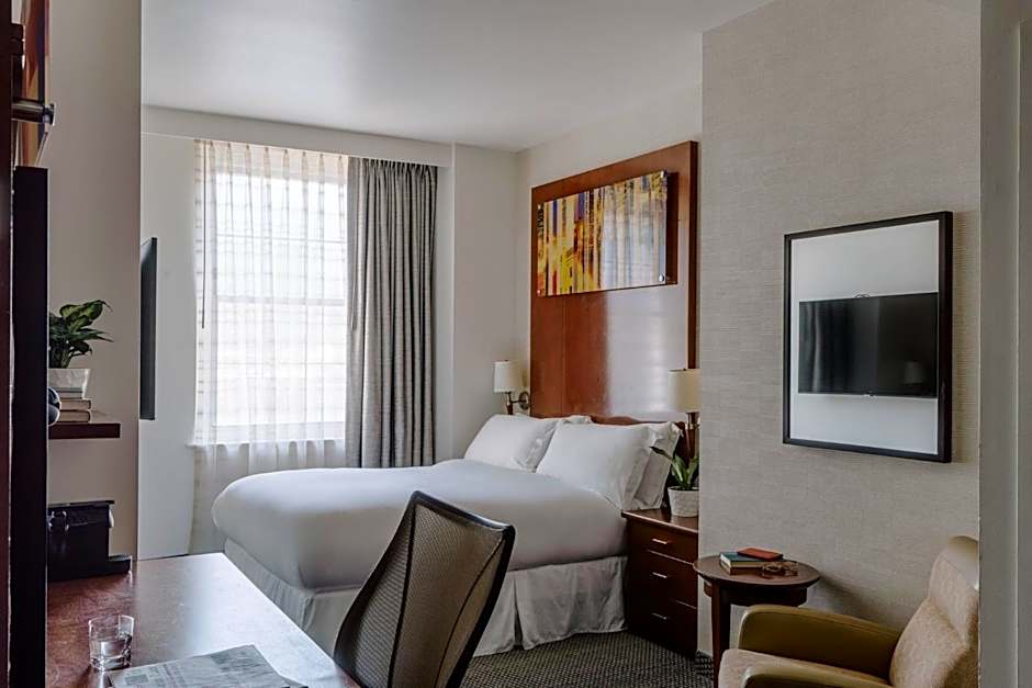 Club Quarters Hotel in Philadelphia