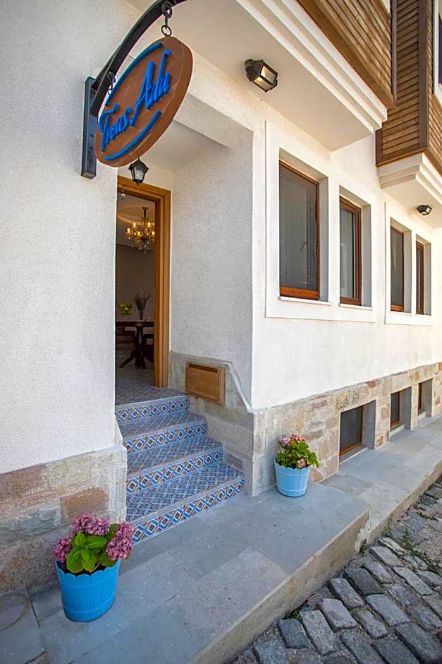 Troas Ada Hotel