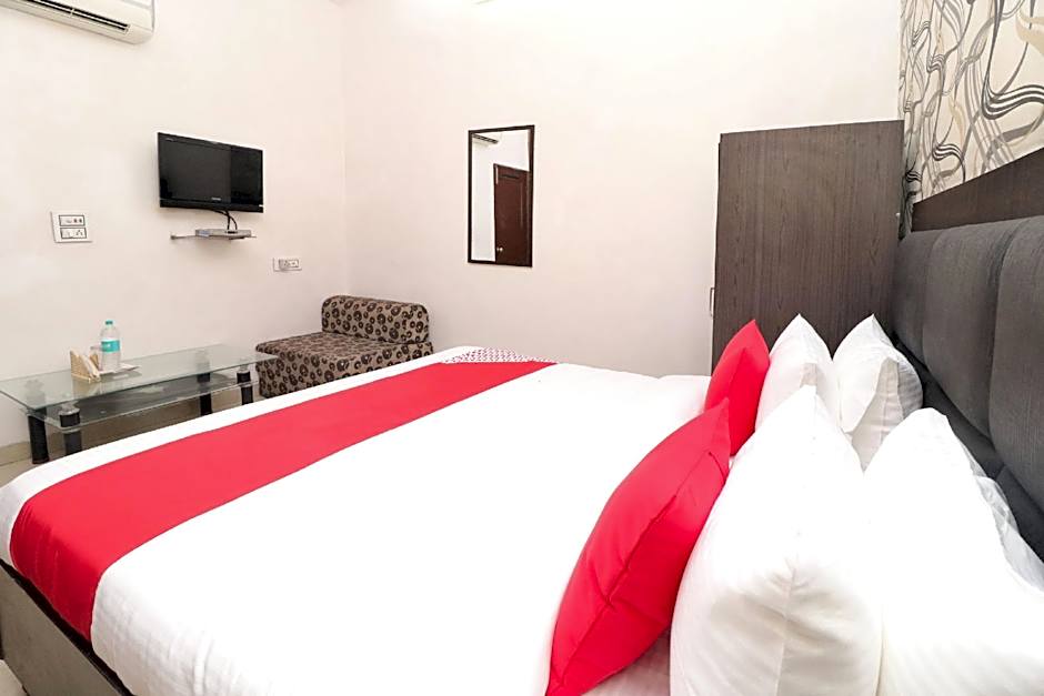 OYO Hotel Kailash Regency